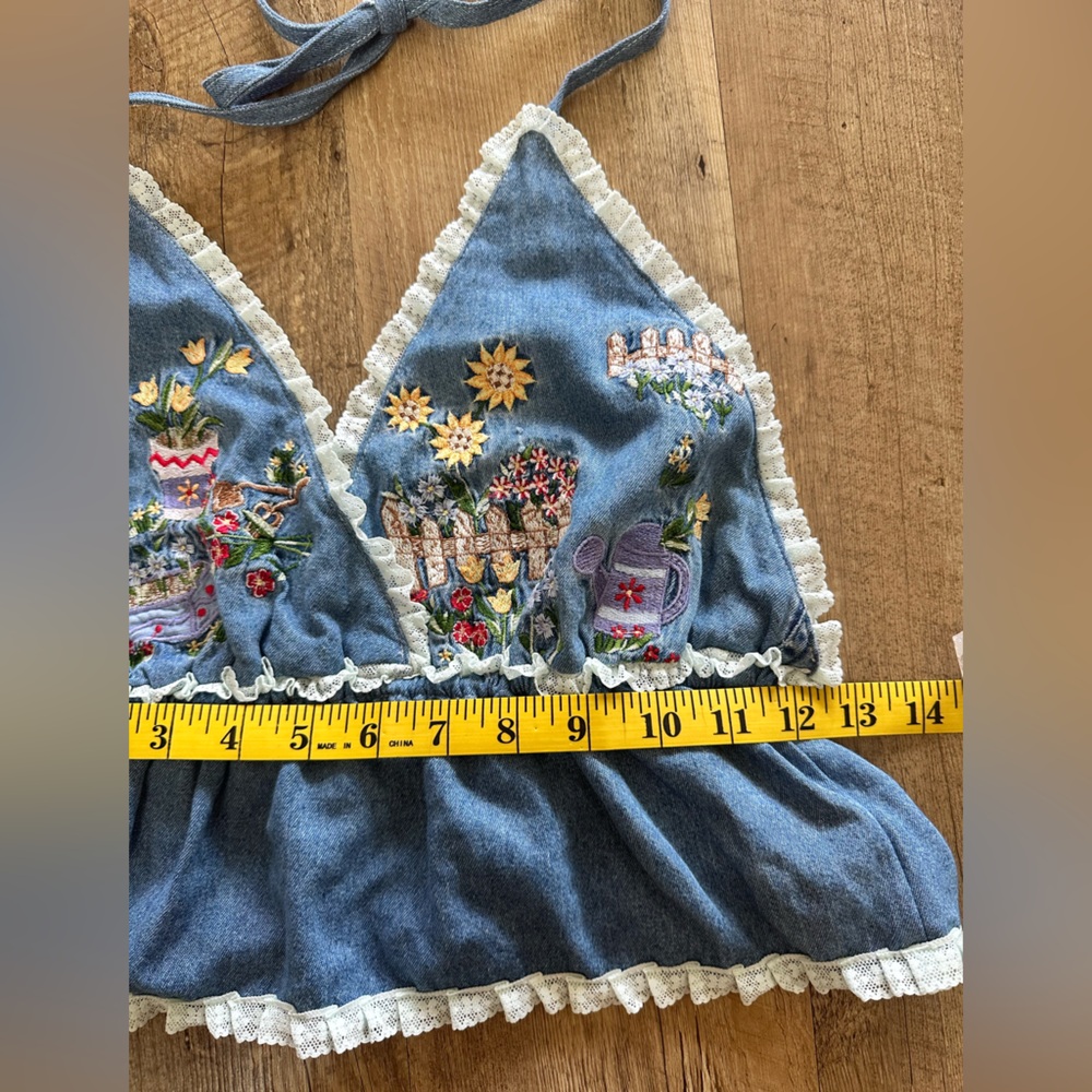 Halter peplum top - Picture 4 of 7